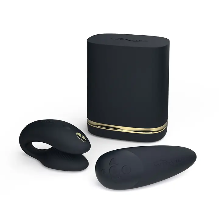 Преміальний подарунковий набір Golden Moments: Womanizer Premium та We-Vibe Chorus Black - Master