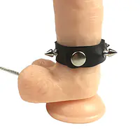 Кільце для пеніса Penis Ring із шипами та повідцем, натуральна шкіра - Master