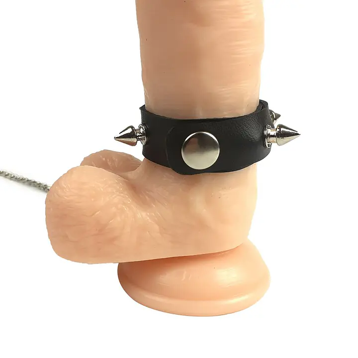 Кільце для пеніса Penis Ring із шипами та повідцем, натуральна шкіра - Master