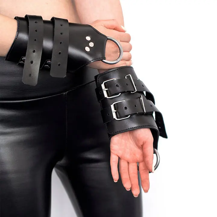 Манжети для підвісу за руки Art of Sex – Kinky Hand Cuffs For Suspension, чорні, натуральна шкіра - Master