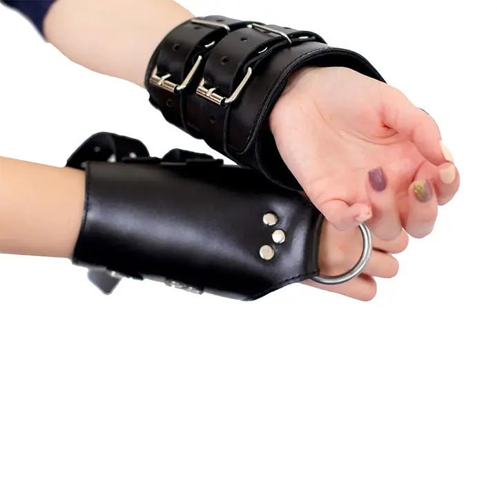 Манжети для підвісу за руки Art of Sex – Kinky Hand Cuffs For Suspension, чорні, натуральна шкіра - Master
