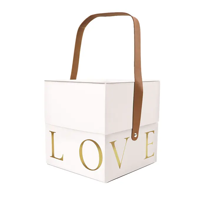 Подарункова коробка з ручкою LOVE біла, S - 16,5х16,5х17 см - Master