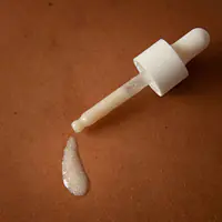 Суха олія-шимер для волосся та тіла Bijoux Indiscrets Slow Sex Hair and skin shimmer dry oil - Master
