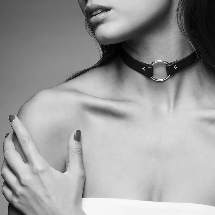 Чокер з екошкіри Bijoux Indiscrets Maze – Single Choker Black - Master