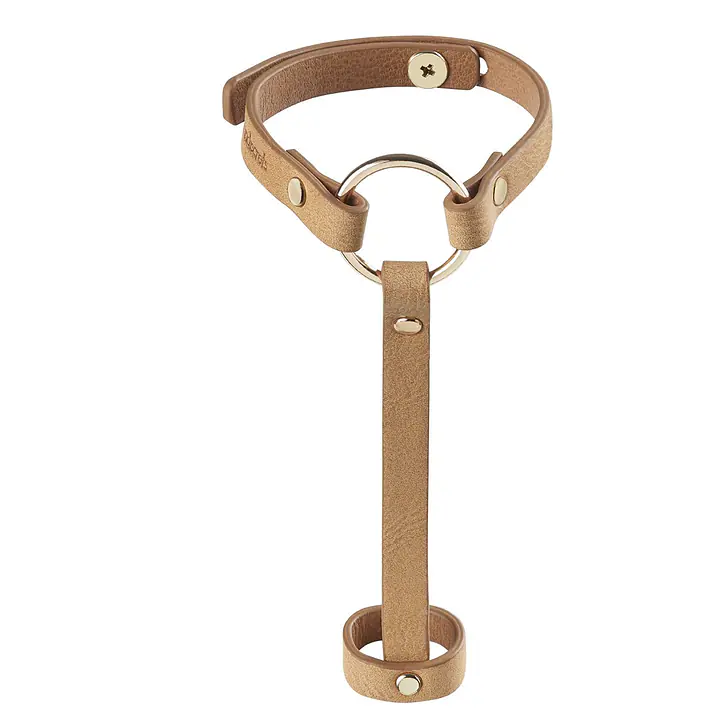 Пара браслетів на зап'ясті і палець Bijoux Indiscrets MAZE Hand Bracelet Harness Brown, екошкіра - Master