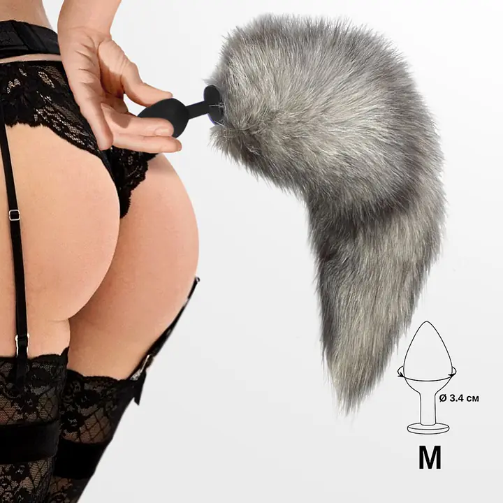 Силіконова анальна пробка з хвостом із натурального хутра Art of Sex size M Artctic fox - Master