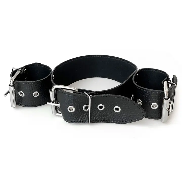 Нашийник з наручниками із натуральної шкіри Art of Sex - Bondage Collar with Handcuffs - Master