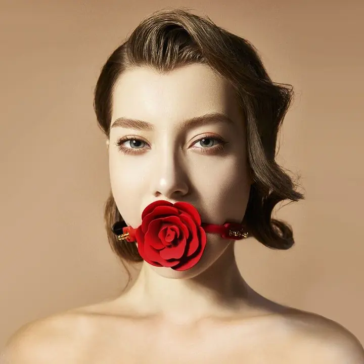 Розкішний кляп у вигляді троянди Zalo - Rose Ball Gag, подвійне використання - Master