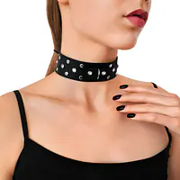 Нашийник з натуральної шкіри із заклепками та стразами Art of Sex - Jenna Collar, Чорний - Master