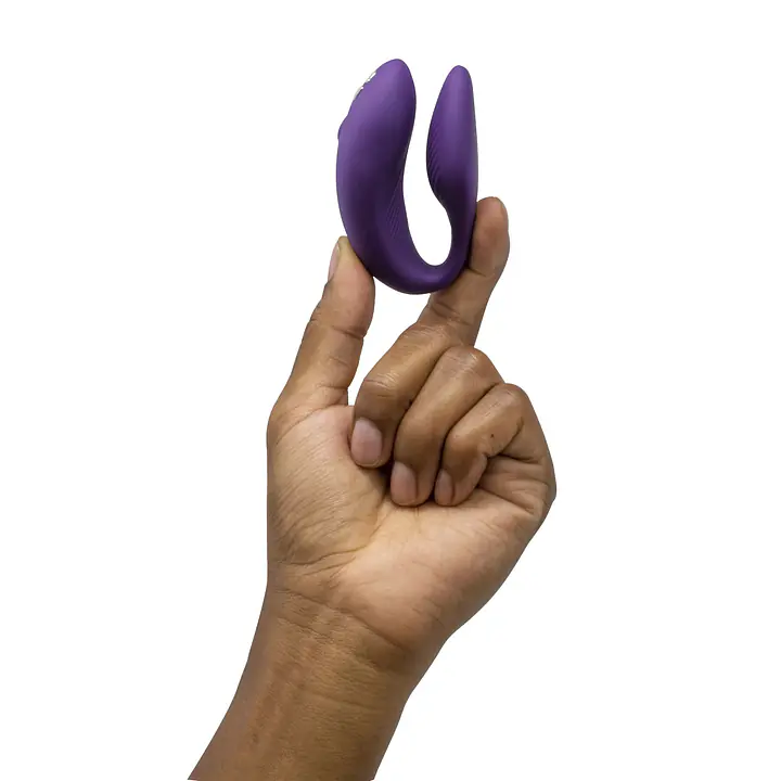 Смарт-вібратор для пар We-Vibe Chorus Purple, сенсорне керування вібраціями стисненням пульта - Master
