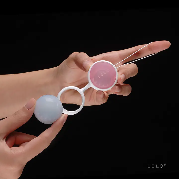Набір вагінальних кульок LELO Beads, діаметр 3,5 см, змінне навантаження, 2х28 та 2х37 г - Master