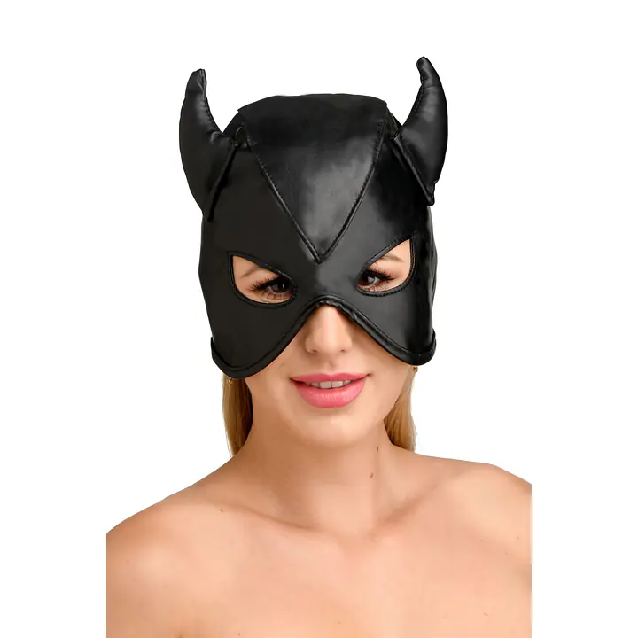 Маска з рогами Master Series: Dungeon Demon Bondage Mask with Horns, чорна - Master