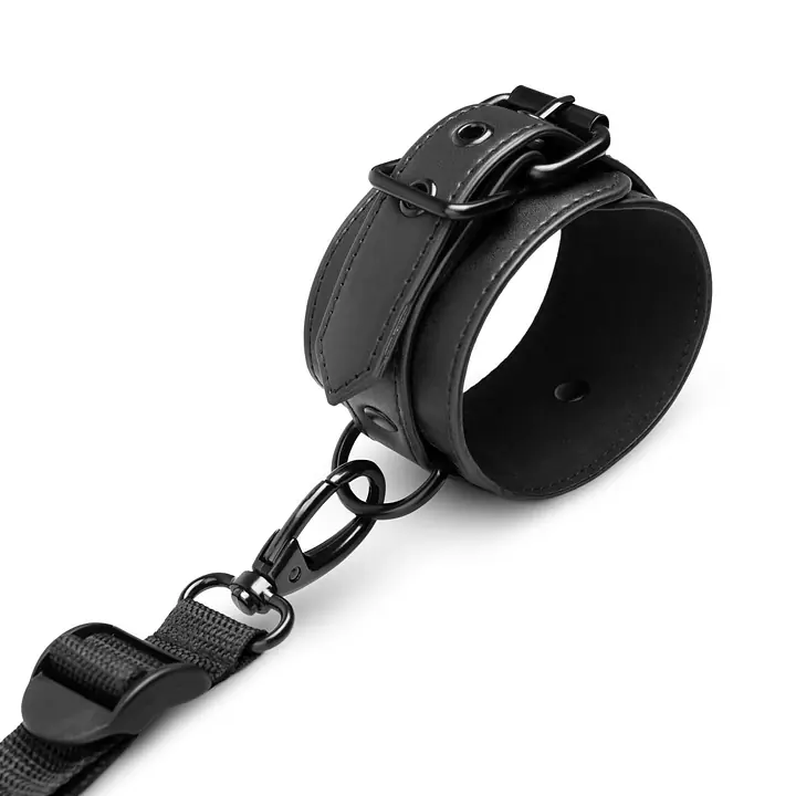 Фіксатор на ліжко з наручниками та поножами Bedroom Fantasies: Under the bed Restraint Bondage Set - Master