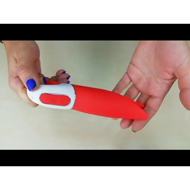 Потужний вібратор Satisfyer Vibes Flower Power з ніжними тремтливими пелюстками, 12 режимів роботи - Master