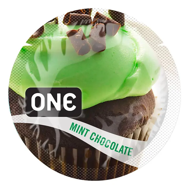 Ароматизований презерватив ONE FlavorWaves Mint Chocolate, 1 шт, зелений, запах м’ятного шоколаду - Master