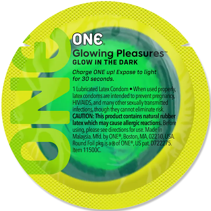 Презерватив ONE Glowing Pleasures, 1 шт, світиться в темряві, зі змазкою - Master