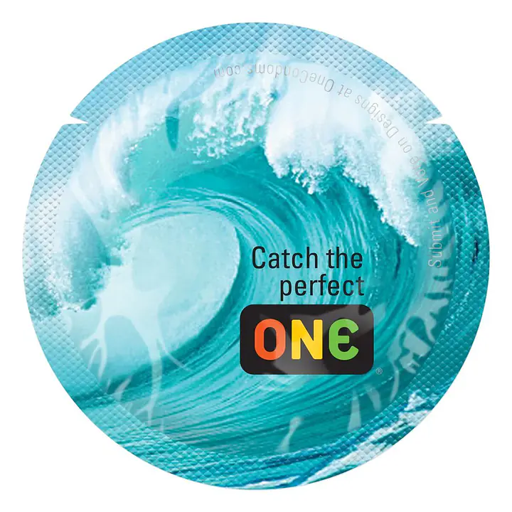 Презерватив ONE Color Sensations - Catch the perfect ONE (Aqua) 1 шт - Master