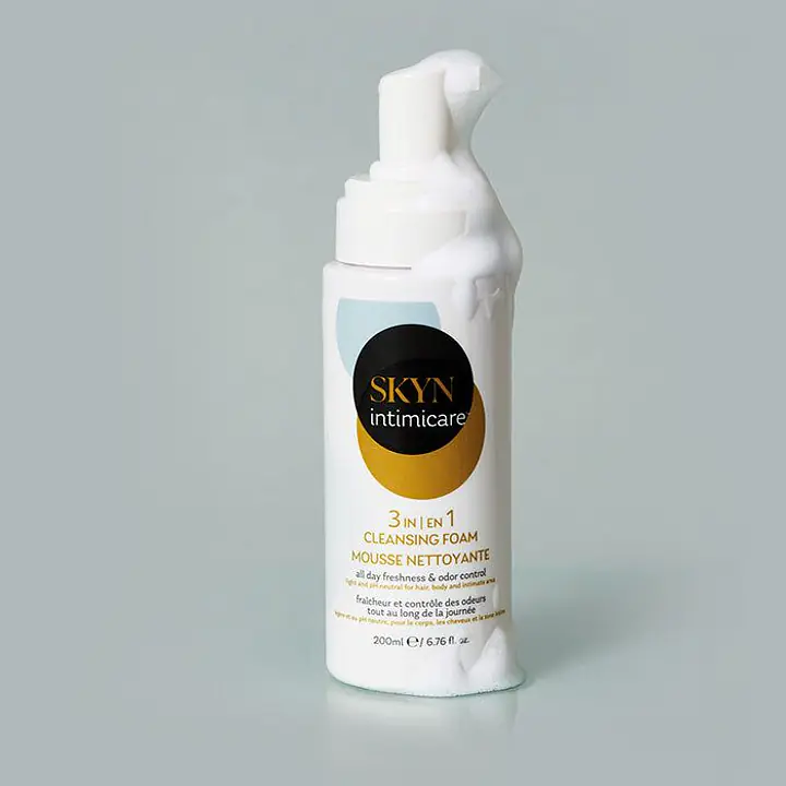 Піна для інтимного догляду SKYN Intimicare 3 in 1 Cleansing Foam 200 мл - Master
