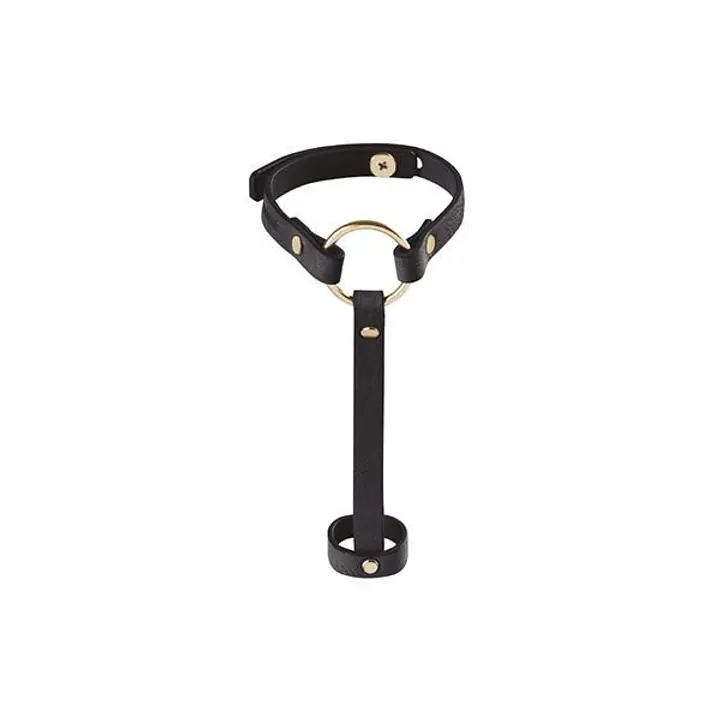 Пара браслетів на зап'ясті і палець Bijoux Indiscrets MAZE Hand Bracelet Harness Black, екошкіра - Master